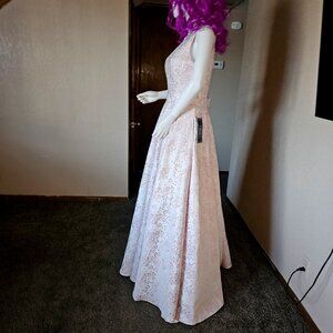 EVA USA DRESS L formal long dress pink floral NWT ?